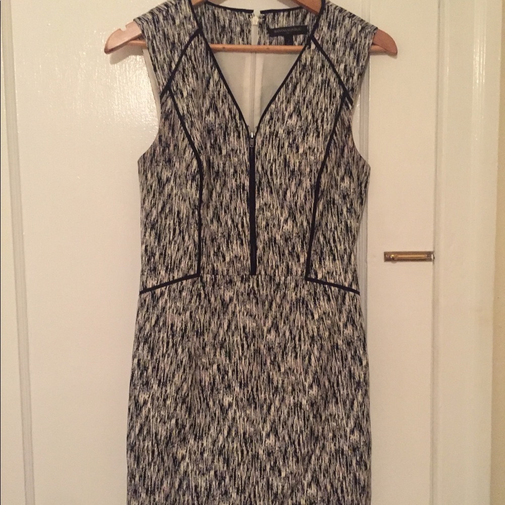 Banana Republic - B&W Sleeveless Dress - Size 2